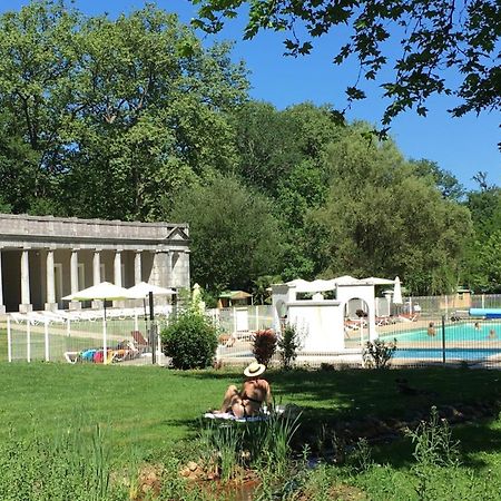 Camping 3 Etoiles - Piscine Chauffee - Vue Montagne Сен-Жірон Екстер'єр фото