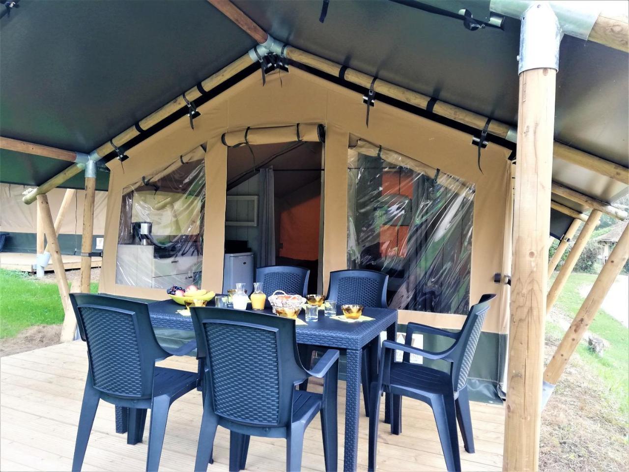 Camping 3 Etoiles - Piscine Chauffee - Vue Montagne Сен-Жірон Екстер'єр фото