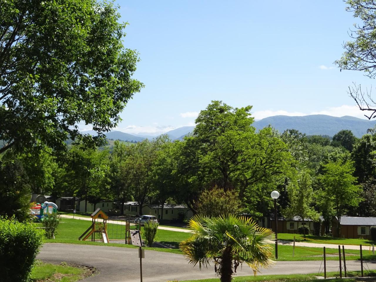 Camping 3 Etoiles - Piscine Chauffee - Vue Montagne Сен-Жірон Екстер'єр фото